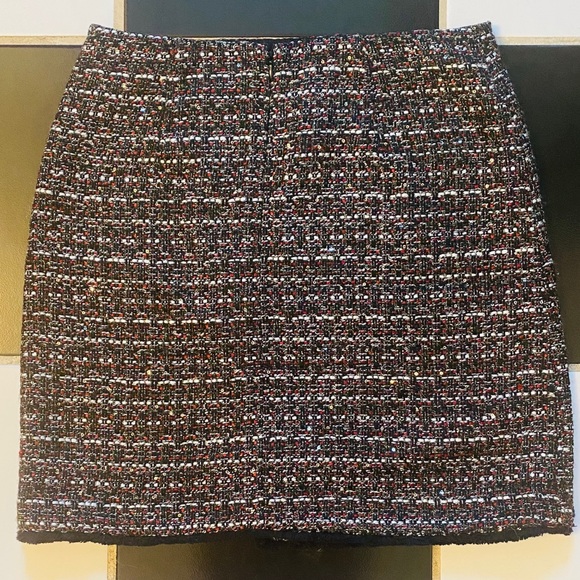 LOFT - TWEED PENCIL SKIRT - Picture 2 of 5